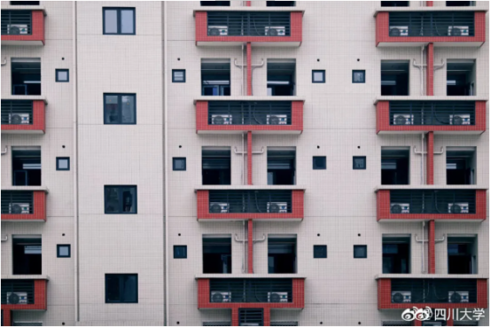 四川神仙高校：超20个食堂，宿舍三室一厅，有专属地铁站！网友：五星级体验！