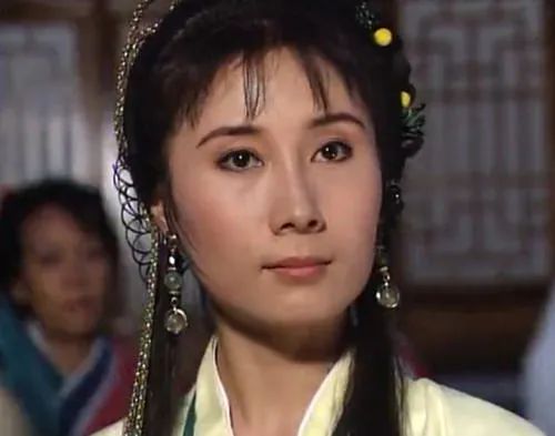 塔琳托娅(饰演白玉川)原谅皮哥把真正的王炸放在最后,饰演白玉川的