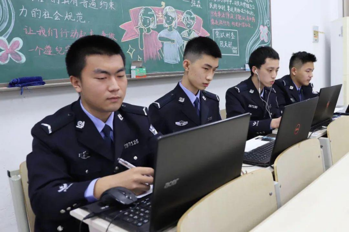 江苏低调的二本院校，分数线比一本还高？看完学校的就业率明白了