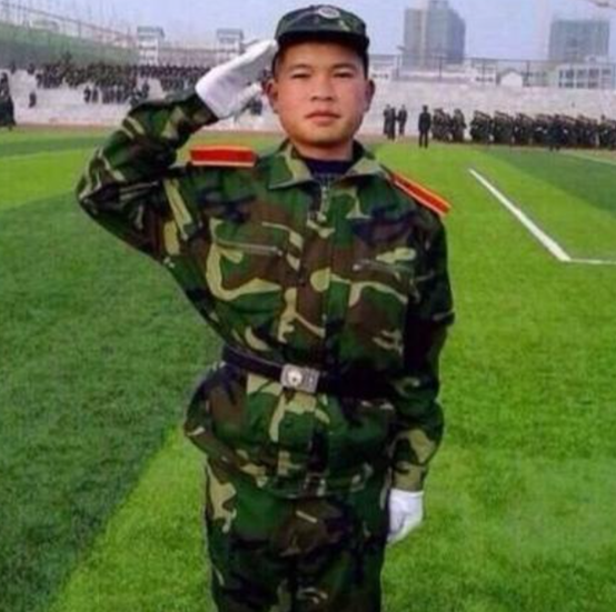 自残吸毒、闪婚闪离、欠债骗钱，一档《变形计》究竟毁了多少孩子