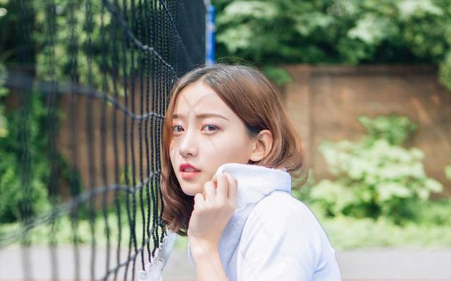 “败家儿媳月月旅游，钱多替小叔子交房贷”“笑话，我妈给的钱”