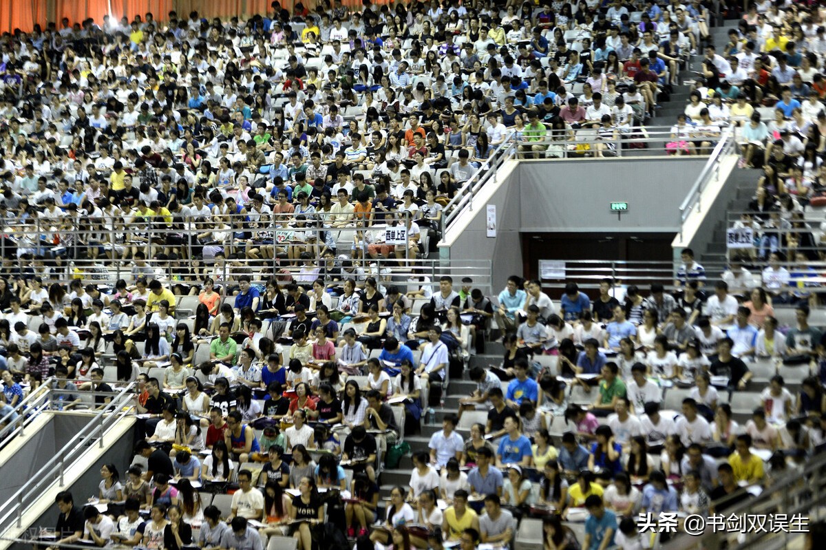 研究生报考人数377万！郑州大学报考人数3.7万！竞争激烈
