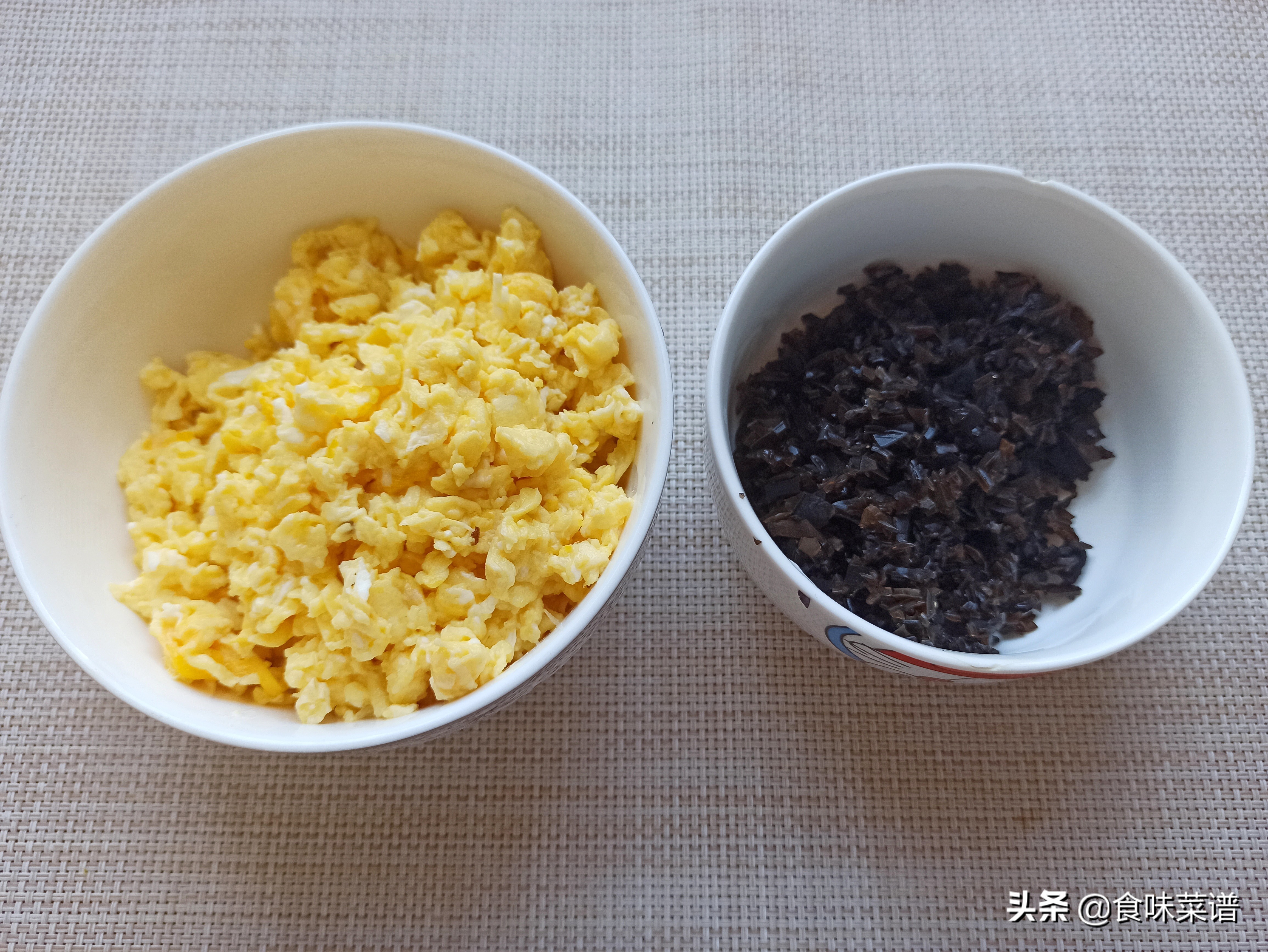 饺子应怎样和面？用凉水还是热水？很多人不懂，难怪饺子一煮就破