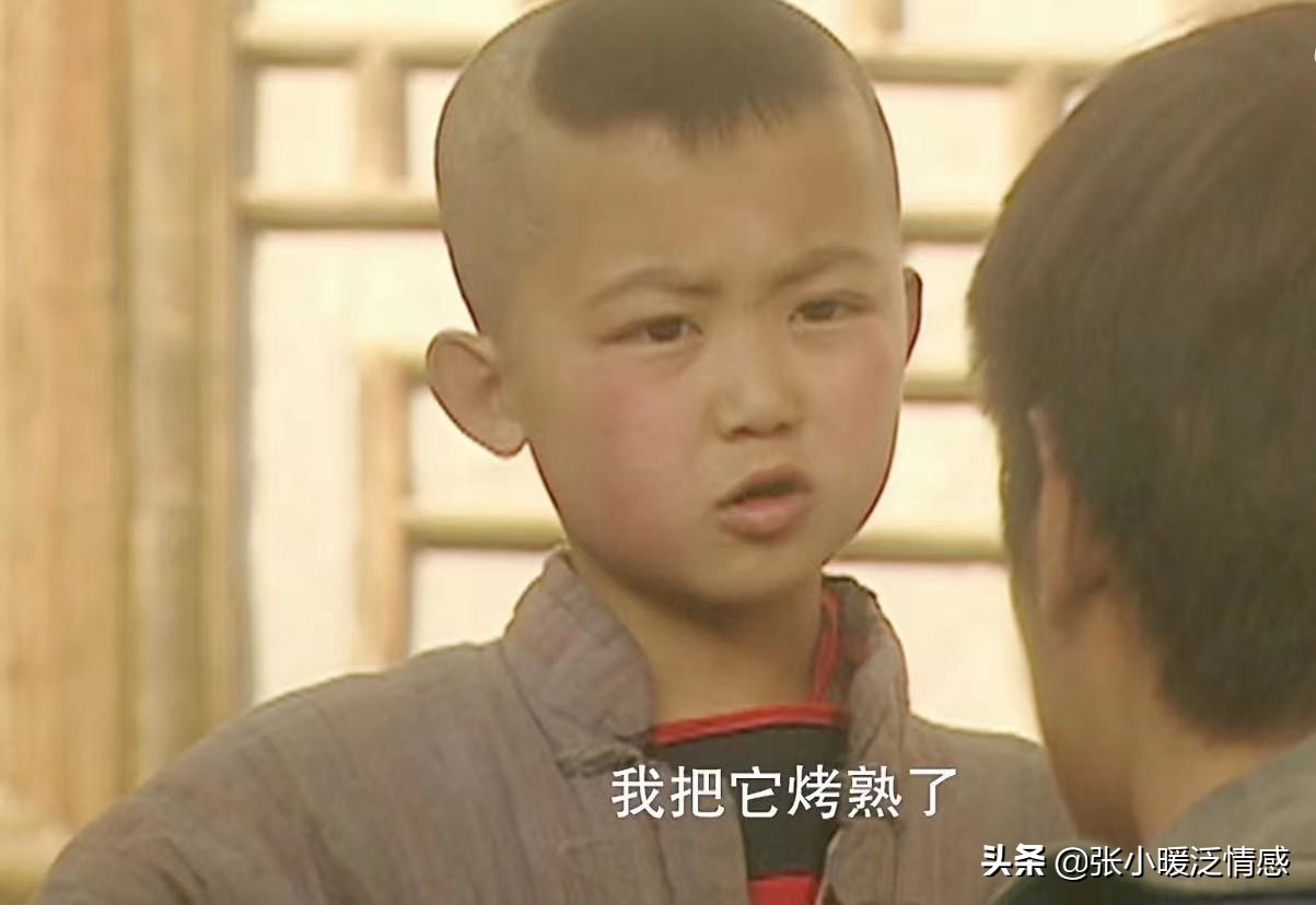 《血色罗曼史》原著《临死前想吃酸汤饺子》的愚蠢者才是最悲惨的人。
