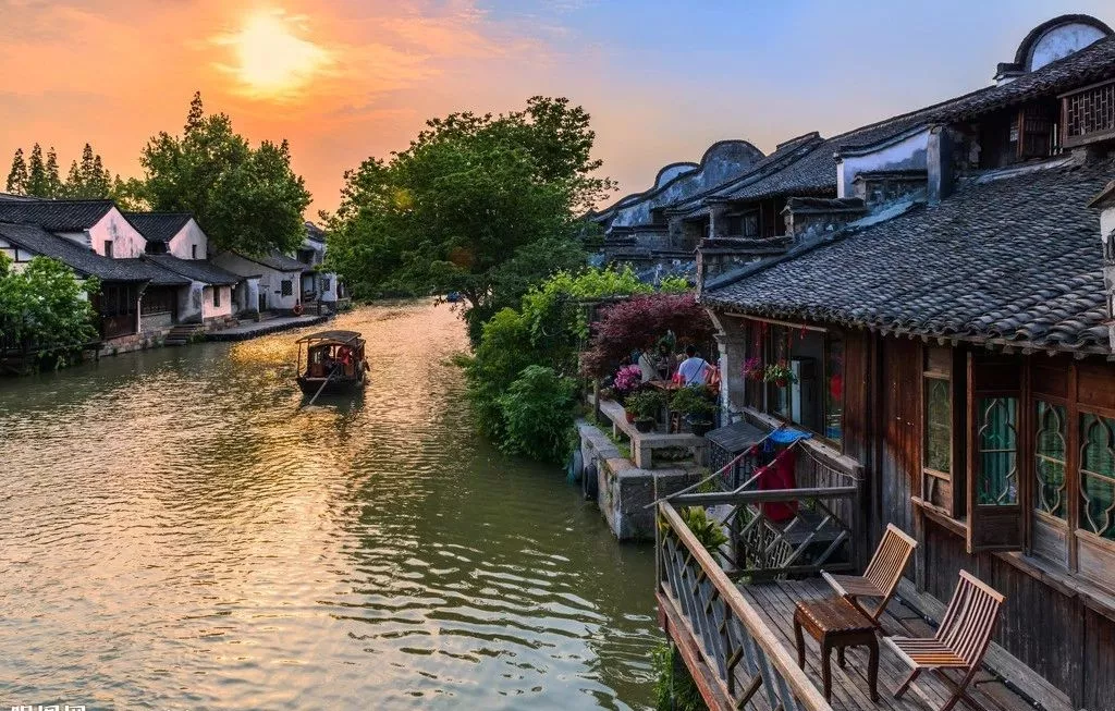 中国最具特色的20个小镇，记住它收藏它