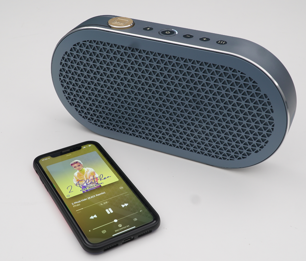 精致体型与音质完美融合 DALI Katch G2便携蓝牙扬声器