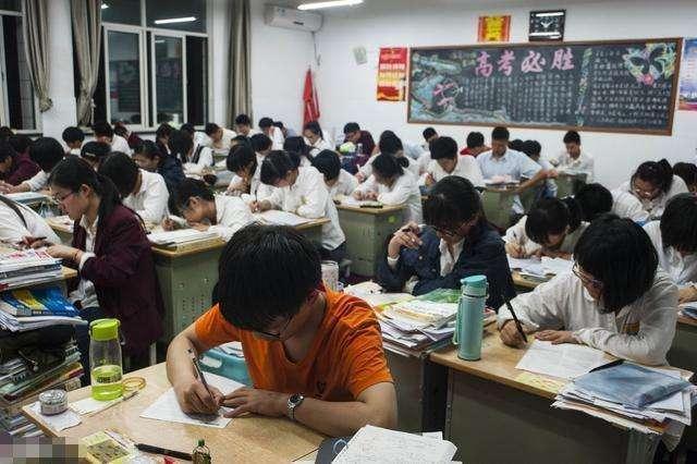 “大学”VS“学院”有什么区别？同样是本科怎么选择？考生要注意