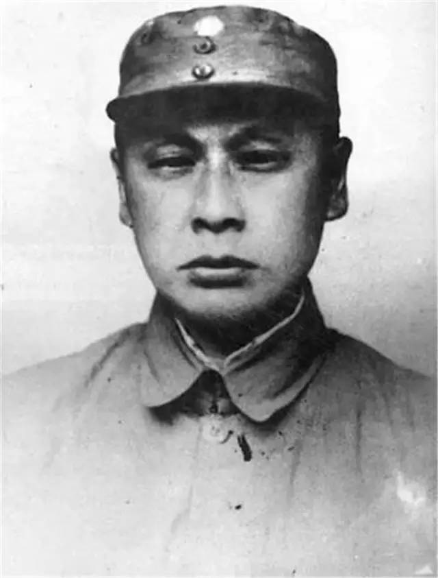 十大元帅1937年谁的级别最高：叶剑英第三，陈毅第九，罗荣桓垫底