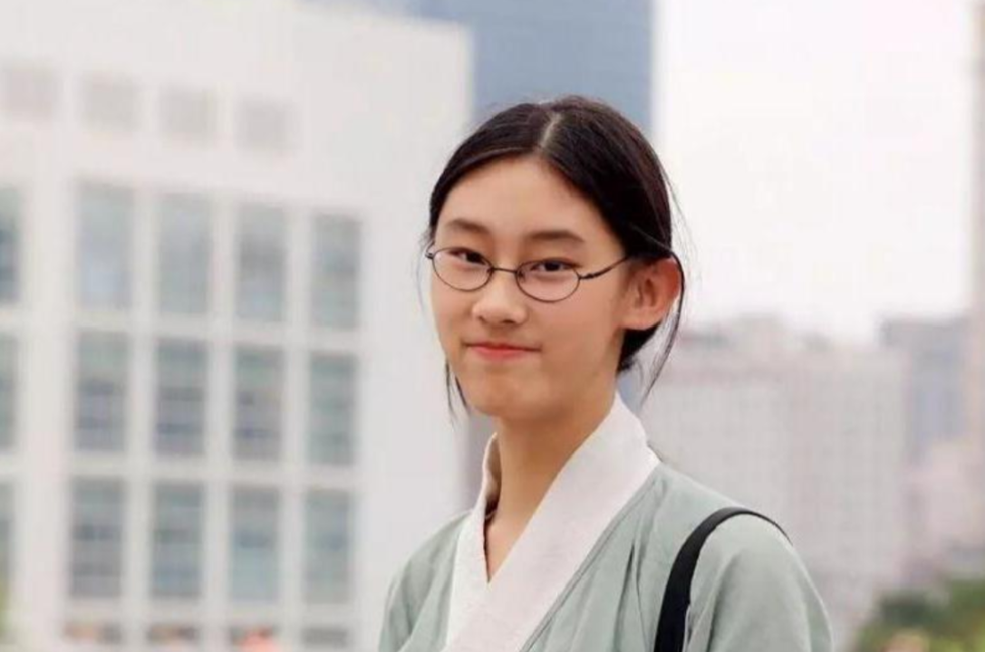 北京高考状元 外交官（国内多位）