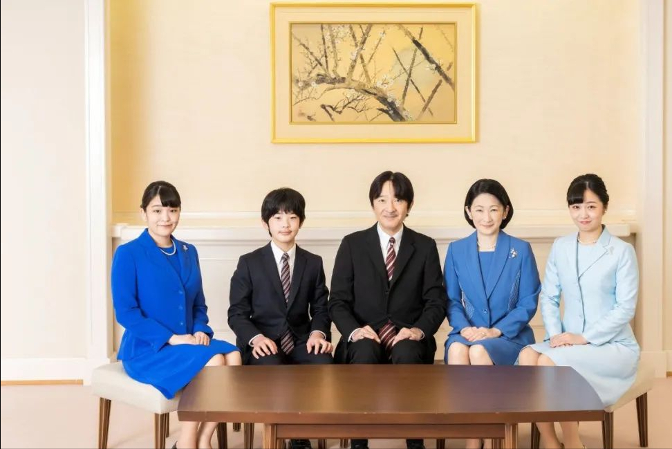 日本公主大婚，驸马成纽约年薪百万新富帅，婚后定居美国会幸福吗