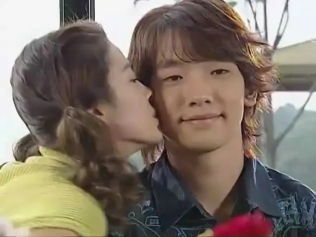 中国影响力最大的十大韩剧，《太阳的后裔》第5，《浪漫满屋》第3