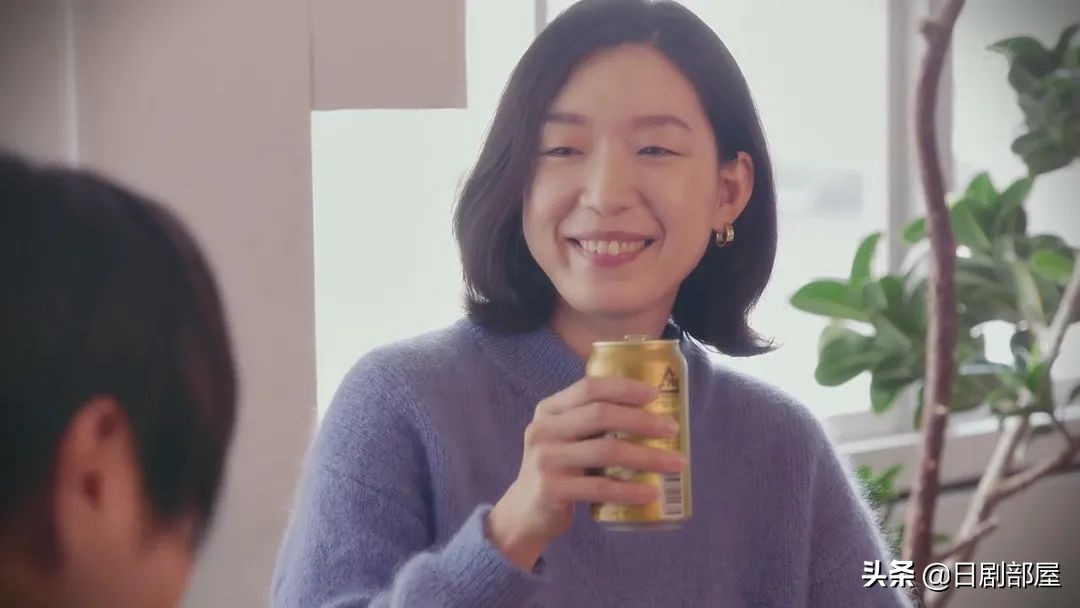 楚楚伟和纳米天使与爱情者的爱合作。