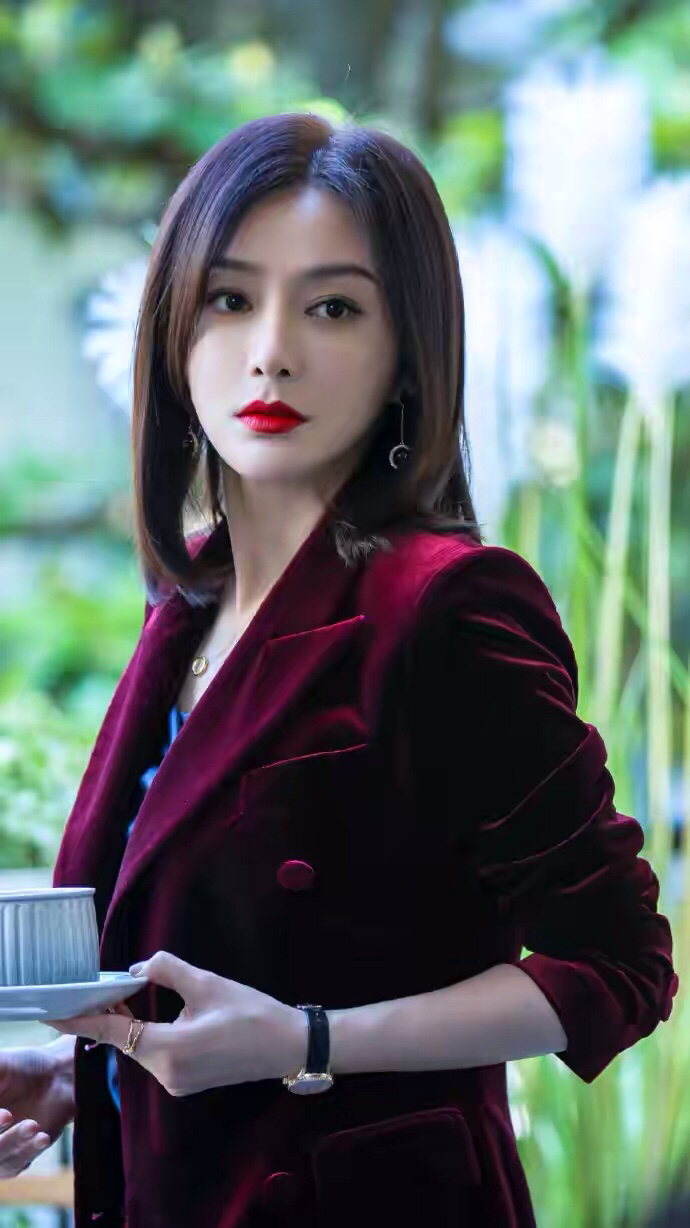 “我的子宫使不使用，关你什么事？”单身的秦岚，凭什么这么霸气