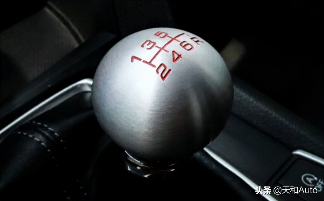 手动挡汽车还能找到激情吗？看一看还剩下哪些选项吧