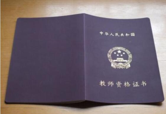 大学四年，3场考试含金量高，是找工作的敲门砖，大一新生别错过