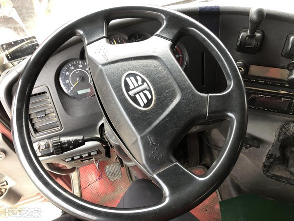 新大威驾驶室价格(10年110万公里) - 价格百科