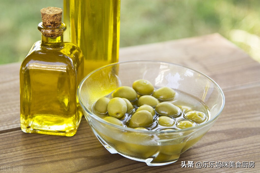亚麻籽油和橄榄油哪个更好（建议在减脂期吃的3种油）