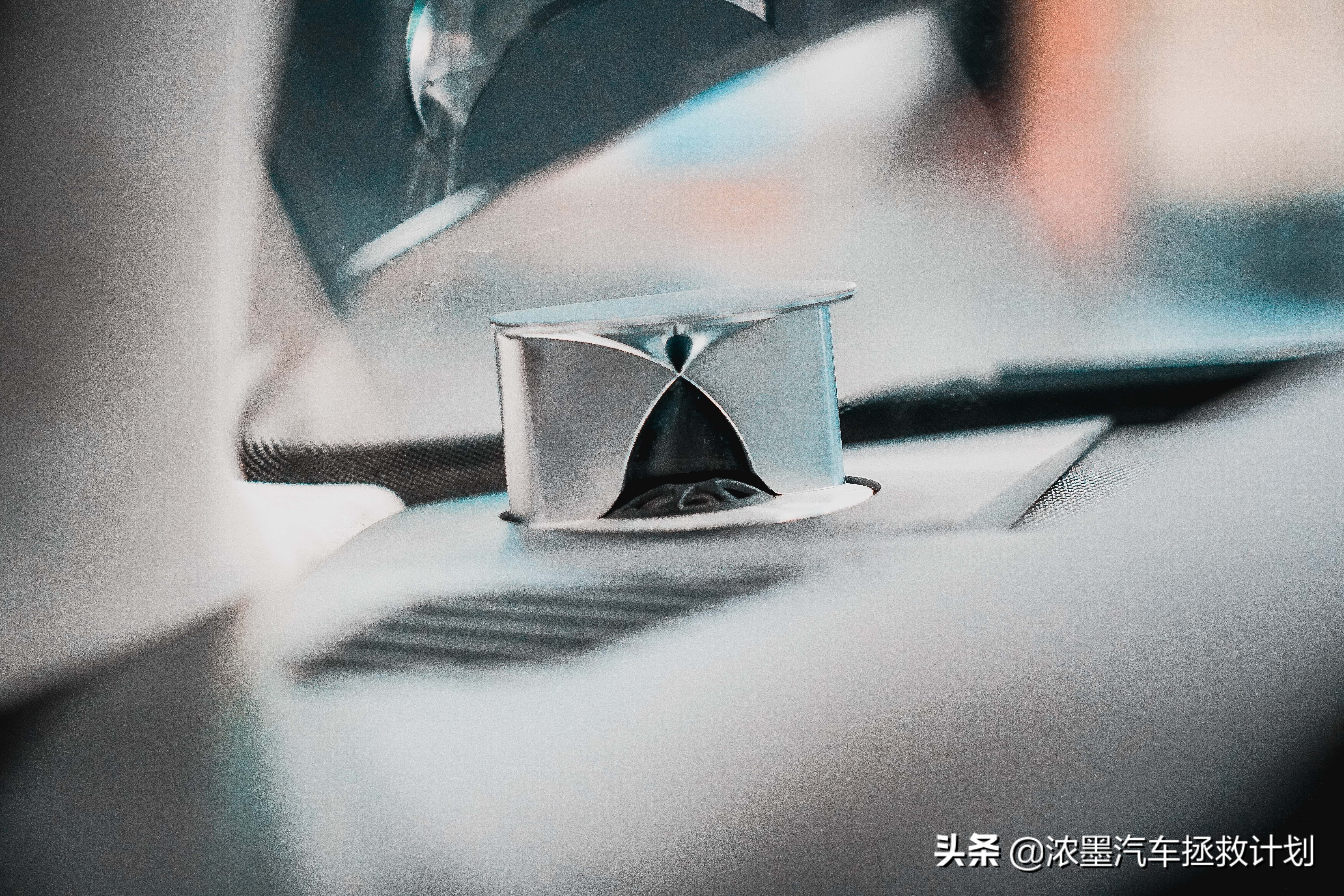 「驾驭科技」整备一台奥迪顶级的豪华旗舰A8，气韵天成的大家风范
