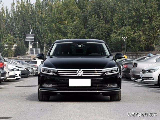 迈腾即将改款，现款迈腾仅售16万！值得抄底