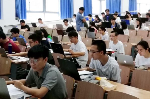 985招生有妙招，重庆大学自曝神仙寝室，苏州大学更新通知书样式