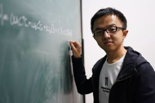 清华特奖神仙打架！15门满分三星期攻克教授十年难题，瑞思拜