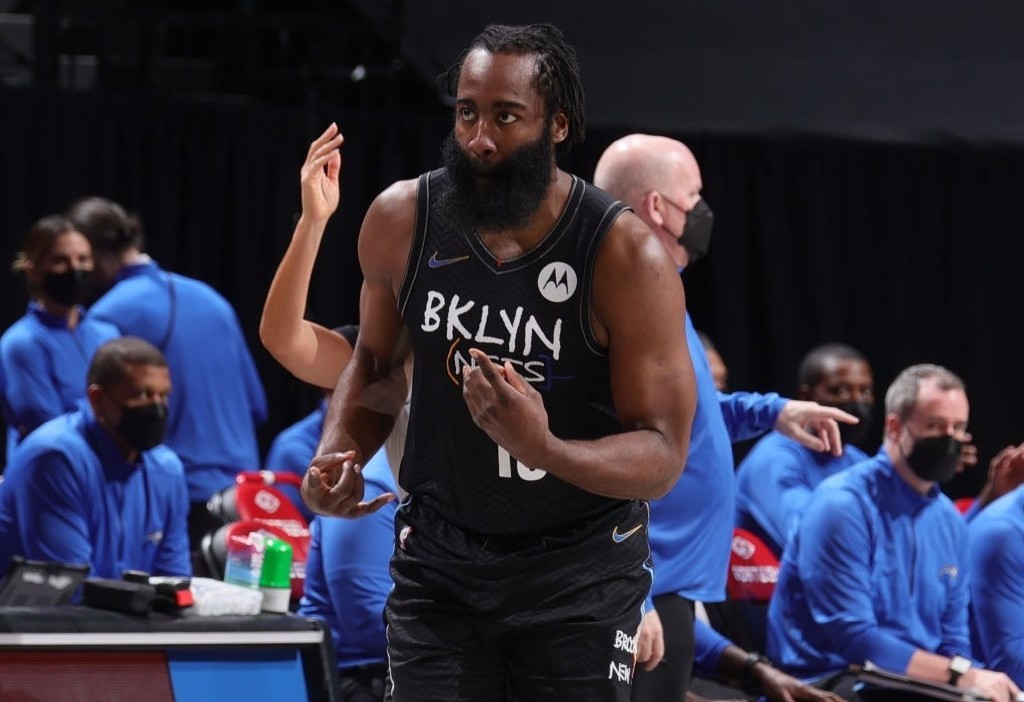 nba球员罗伯森为什么叫赵四(场均51.4分，联盟第一！联盟不待见他，连自家主教练都欺负他)