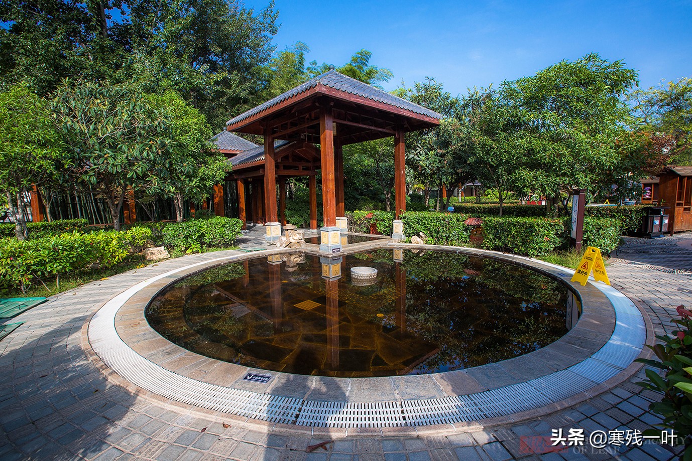 西安市郊终南山,曾是高人修行的地方,如今成游客泡温泉的好地方