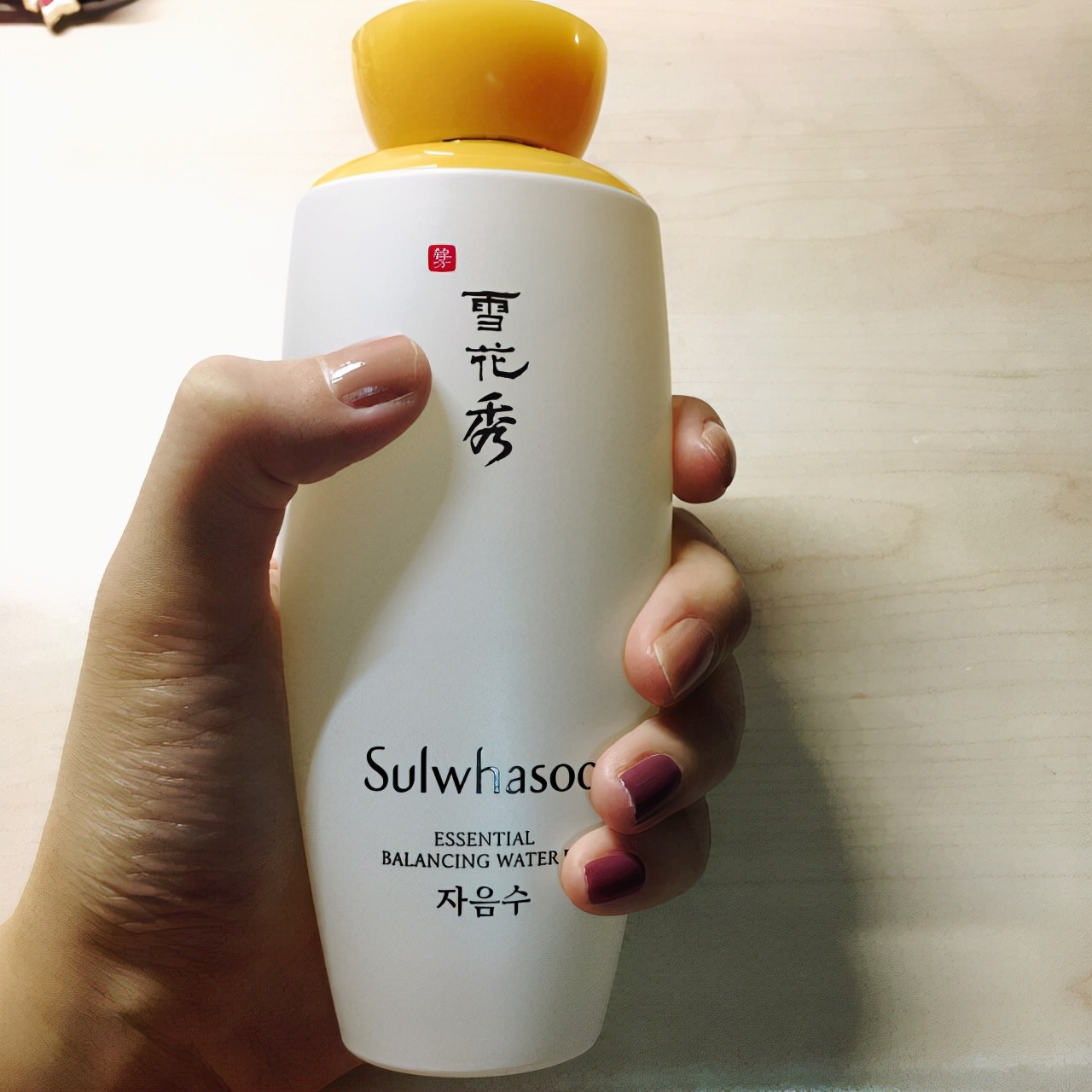 种草几款爽肤水化妆水：补水保湿、收敛提亮的功效都有，无限回购