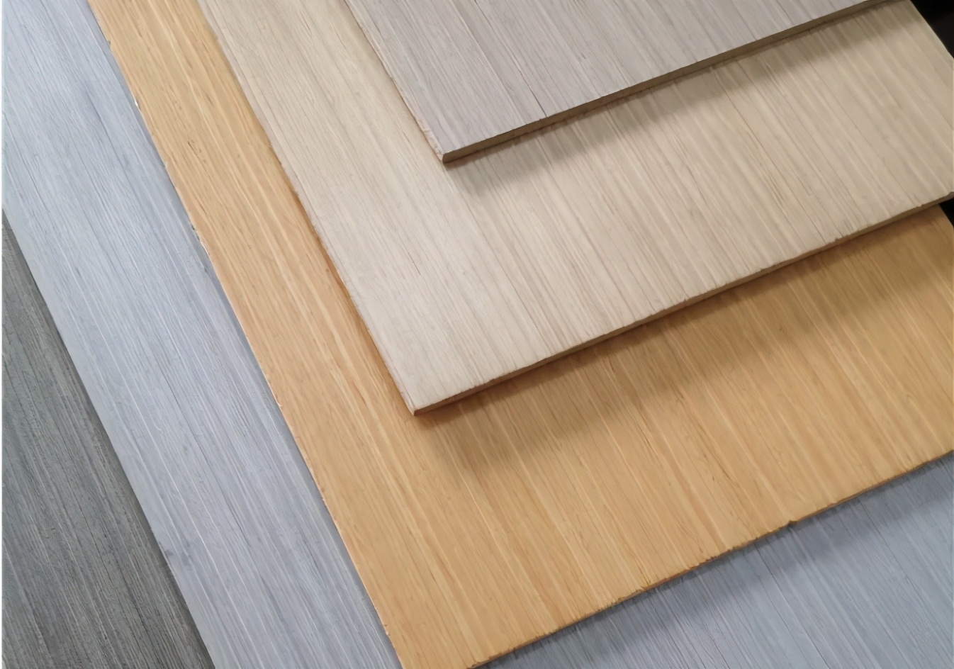 木饰面厚度(木饰面板一般多厚)