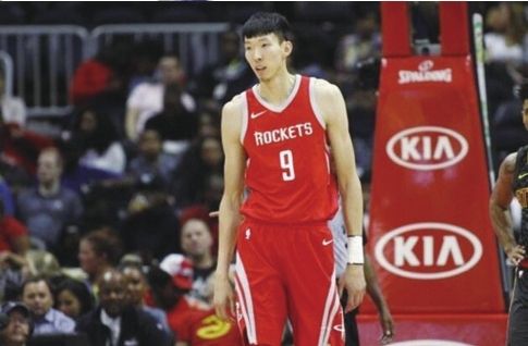 周琦为什么能进入nba(内幕曝光！周琦当年为何会被火箭队选中？莫雷终于说出背后原因)