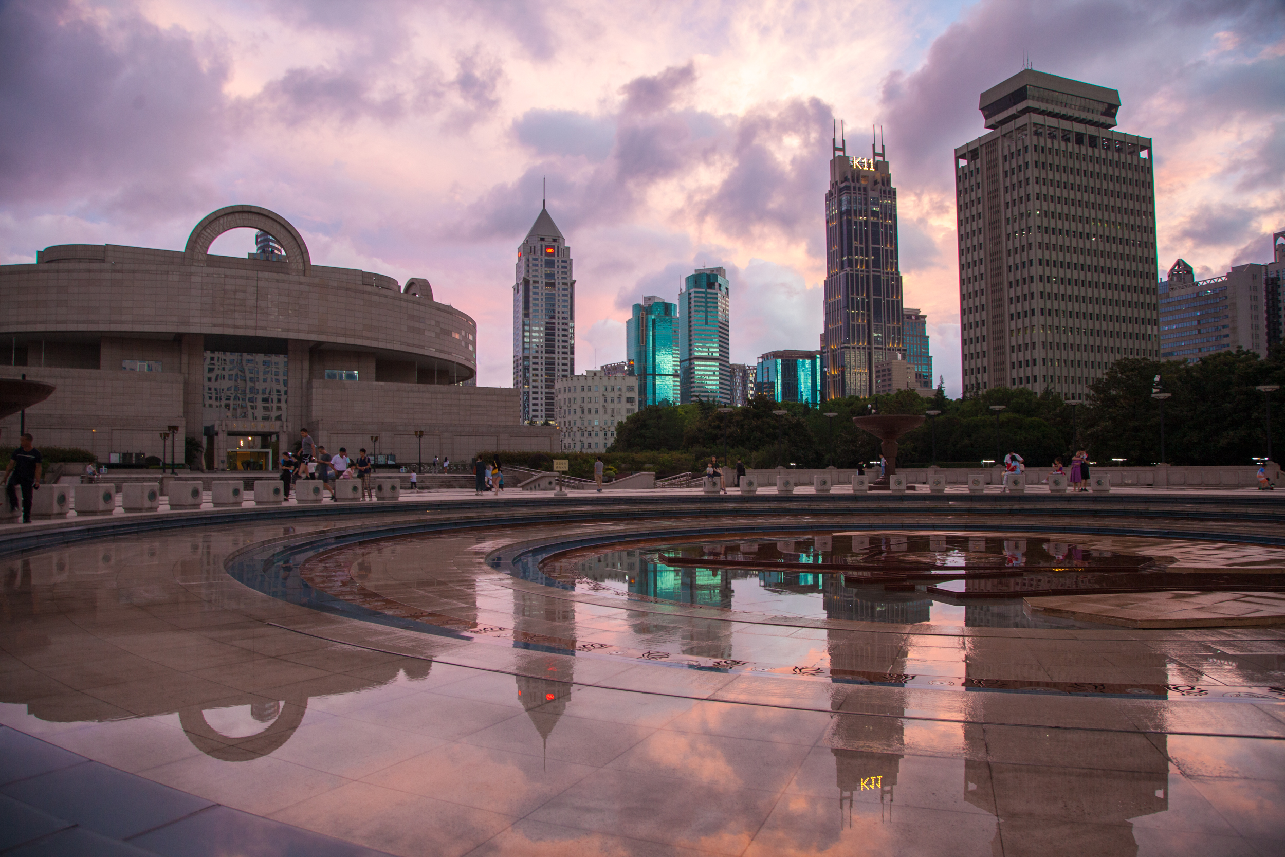 上海人民广场好玩吗(上海人民广场有哪些景点)