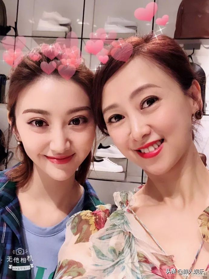 “亚洲小姐”翁虹：出生名门却演限制级，被前夫抛弃后转型逆袭