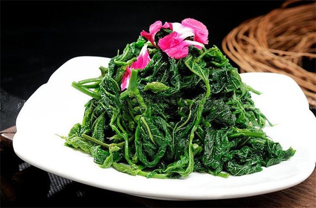 不仅开胃还消暑的凉拌桑叶菜