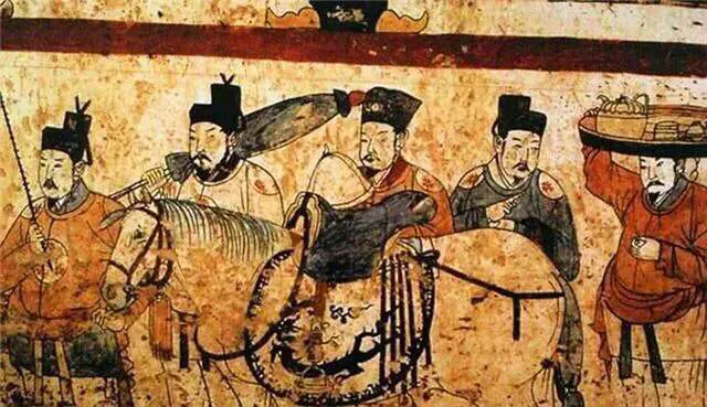从白居易高调晒俸禄,看唐朝官员与当代官员收入差别。标题文章