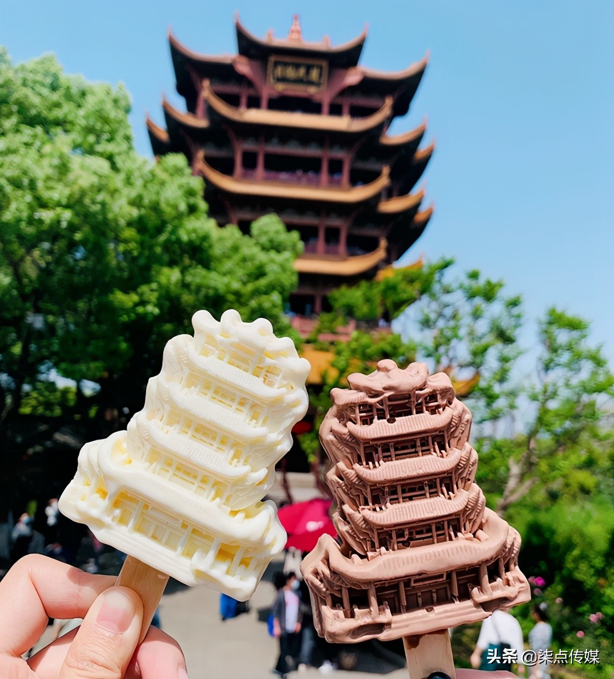 藏不住了：清华，出雪糕了？