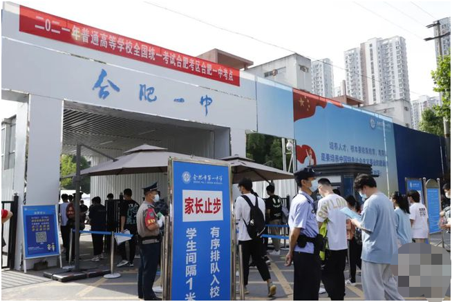 安徽今年文科分数线“离谱”，518只能上大专，文科真一无是处？