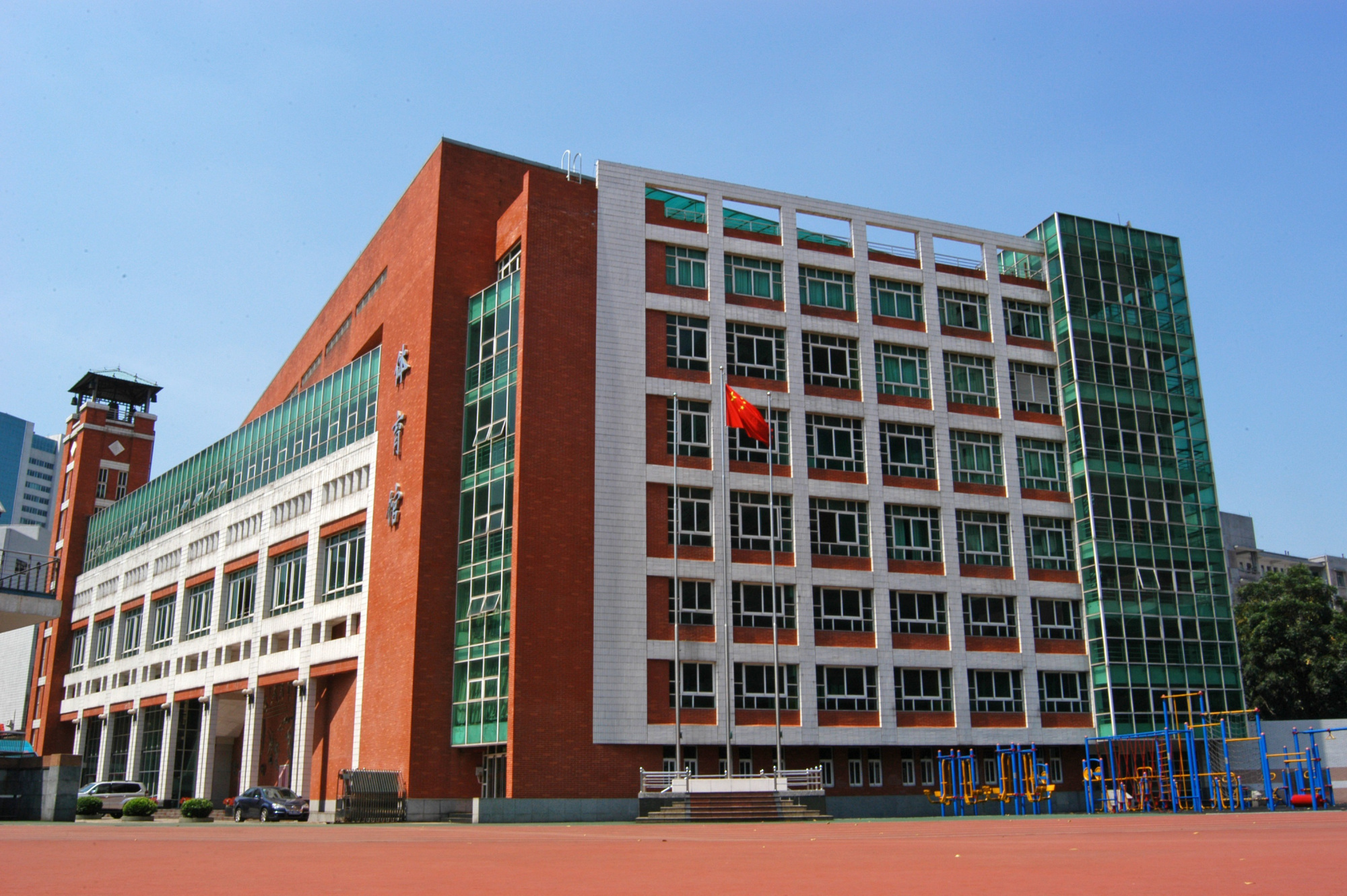 广东广州六所好高中，2020高考喜报，真光中学创造低进高出的典范