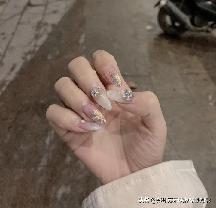 逢人就夸的新娘甲&婚礼当天我要从头美到脚