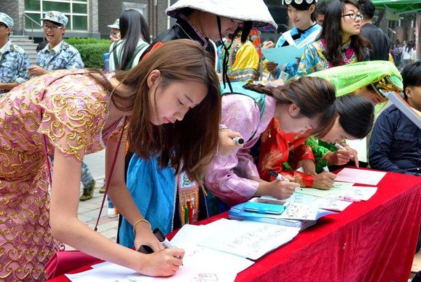 毕业生想要留校任教，至少需满足这3个条件，不然很难实现