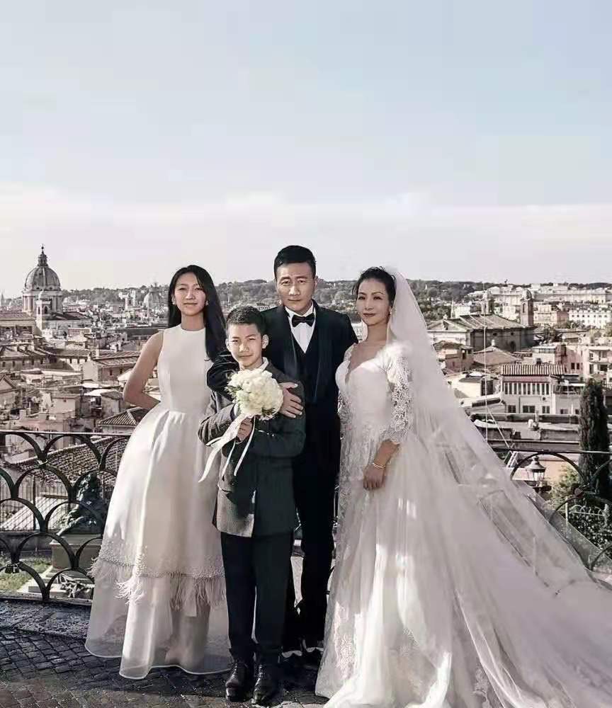 中戏92班：于月仙刘丹车祸去世，黄海冰落魄，郭涛爱情事业双丰收