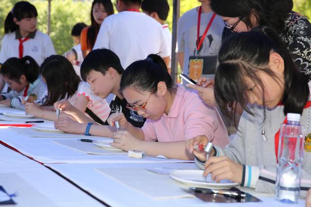 河南高考人数125万，20.4万人被提前录取，引得同届考生羡慕不已