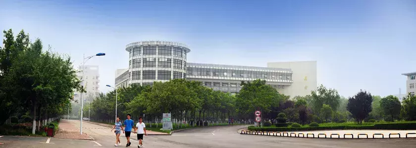 年薪最高200万！菏泽学院计划引进人才100余名！另曹县公安招聘辅警100名！