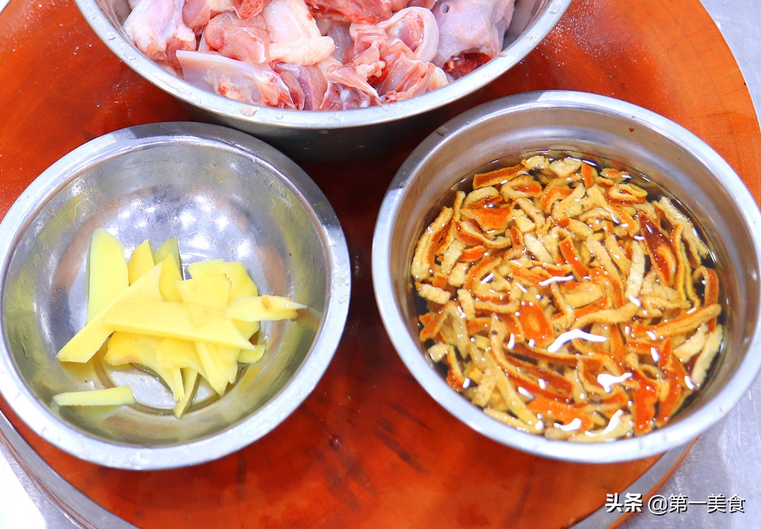 图片[3]-【陈皮焖鸭】做法步骤图 厨师长分享陈皮焖鸭特色做法 鲜嫩入-起舞食谱网