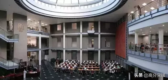 泡一整天都不够！国内那些美炸天的大学图书馆，你去过几个？