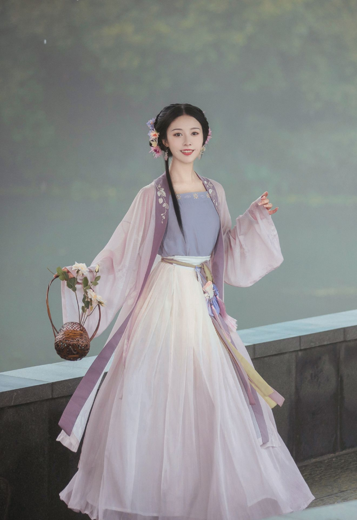 宋朝人的审美有多超前?让这几套汉服来告诉你,领略古人的时尚