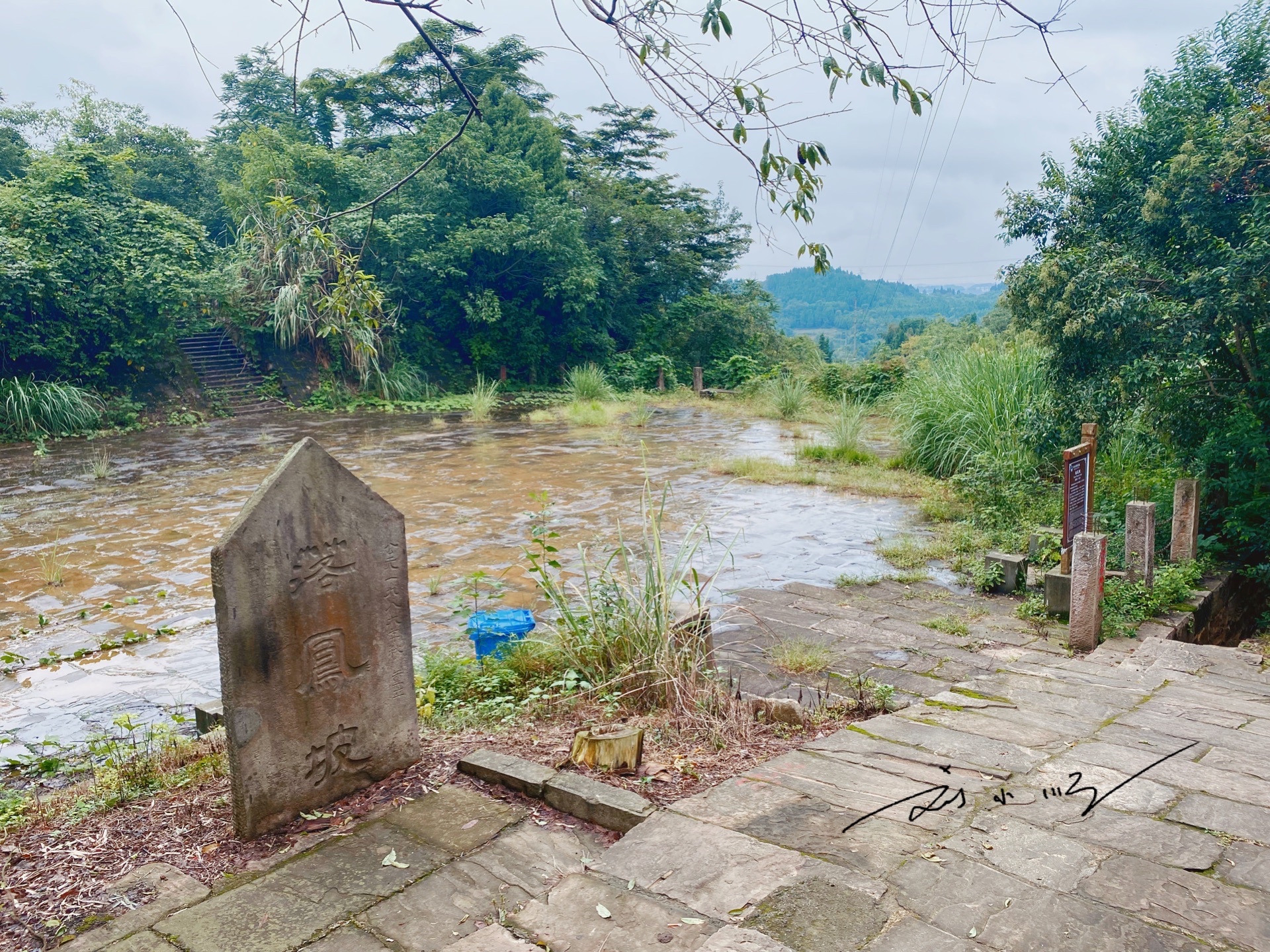 四川德阳有一座小众古镇，曾经是三国古战场，现在都是徽派建筑