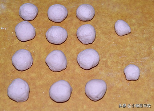紫薯玫瑰花馒头（手把手教你做出宝宝都爱吃的玫瑰花馒头）