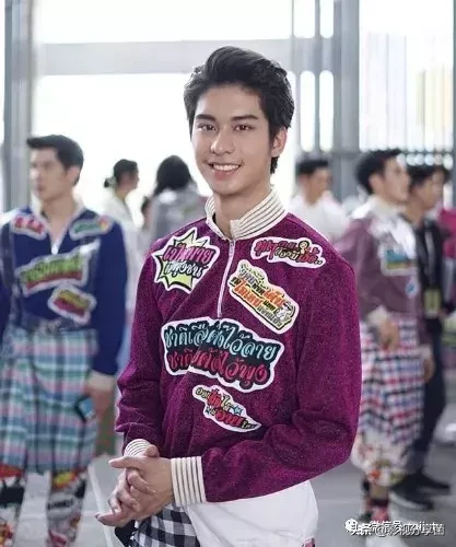 《罪孽牢笼》四兄弟了解一下？James、August、Phet、Champ