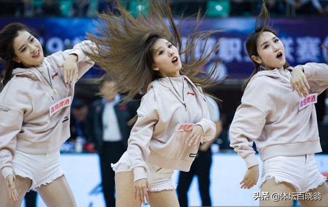 nba为什么禁止交往啦啦队员(为何CBA球员不与啦啦队员交往？不是不愿意，原因是一方代价太高)