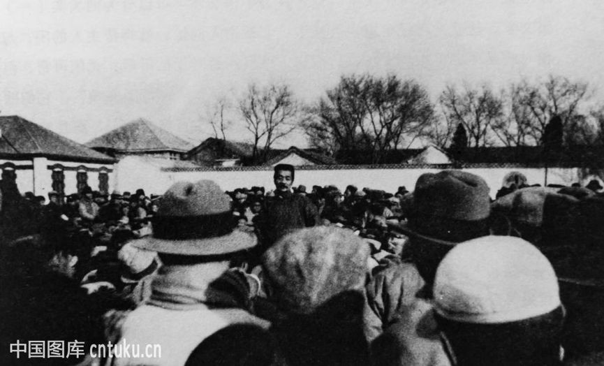 走出83位杰出政要、45位书记校长、5位影视明星，北京这所大学“红”了！